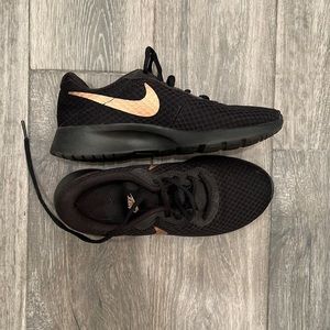 Nike mesh sneakers